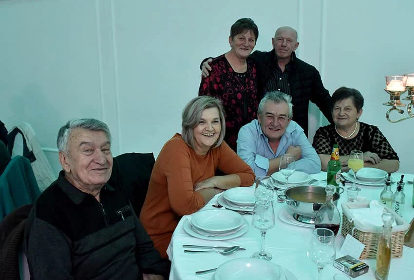 REDOVNA MJESEČNA ZABAVA UMIROVLJENIKA U DVORANI GLORIJA U POŽEGI: Dvanaesta i zadnja ove godine