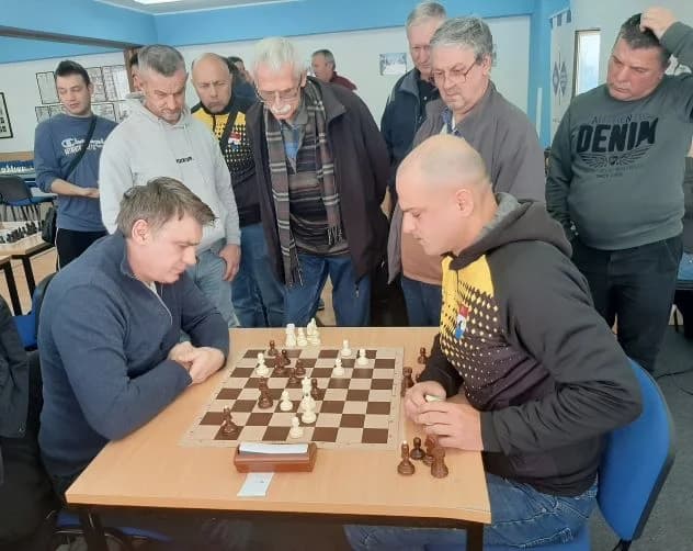 BRZOPOTEZNI ŠAHOVSKI TURNIR U OSIJEKU: Pobjednik Grgur Dulić, drugi Zoran Ljikar (ŠK Požega), treći Stjepan Damjanović (ŠK Vina Markota)
