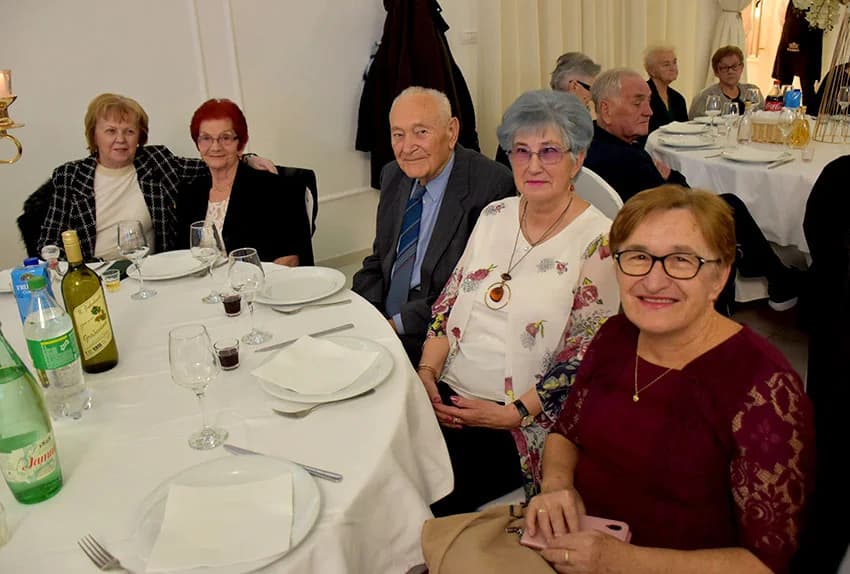 TRADICIONALNI SUSRET “NITKO NE SMIJE BITI SAM”: Okupilo se oko tri stotine uzvanika