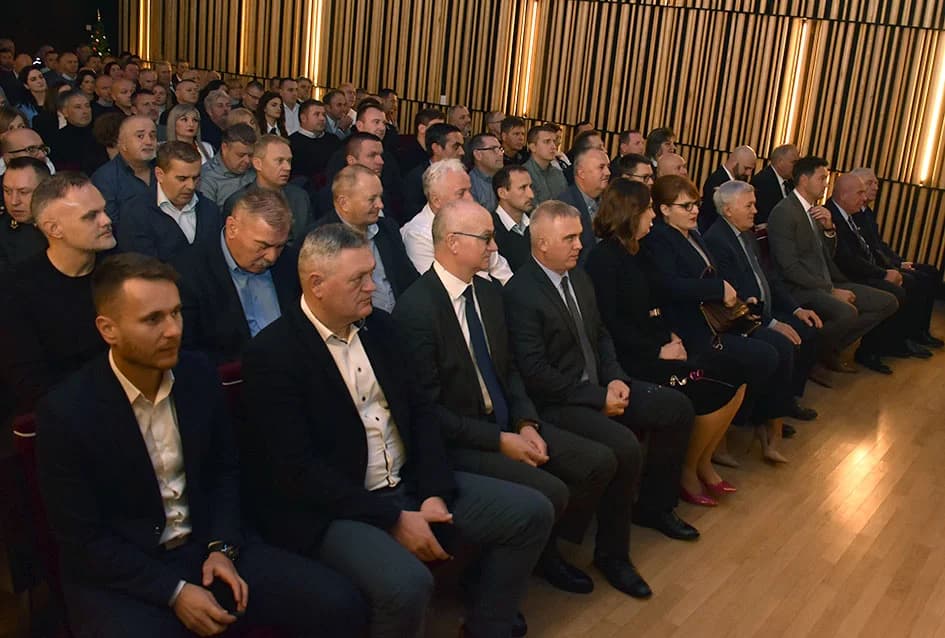 DANA GRADA PLETERNICE: Na svečanoj sjednici dodijeljena priznanja najuspješnijim pojedincima i tvrtkama