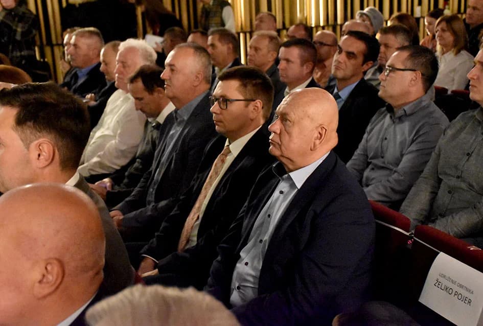 DANA GRADA PLETERNICE: Na svečanoj sjednici dodijeljena priznanja najuspješnijim pojedincima i tvrtkama