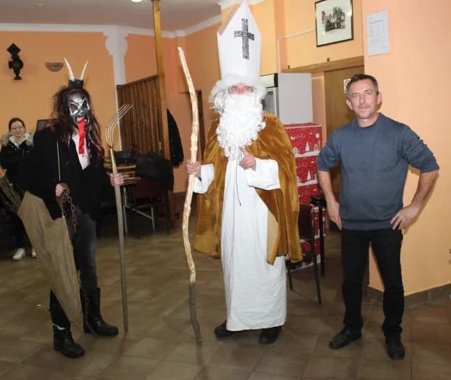 DOBROVOLJNO VATROGASNO DRUŠTVO PLETERNICA: Sveti Nikola podijelio djeci darove, a Krampus šibe