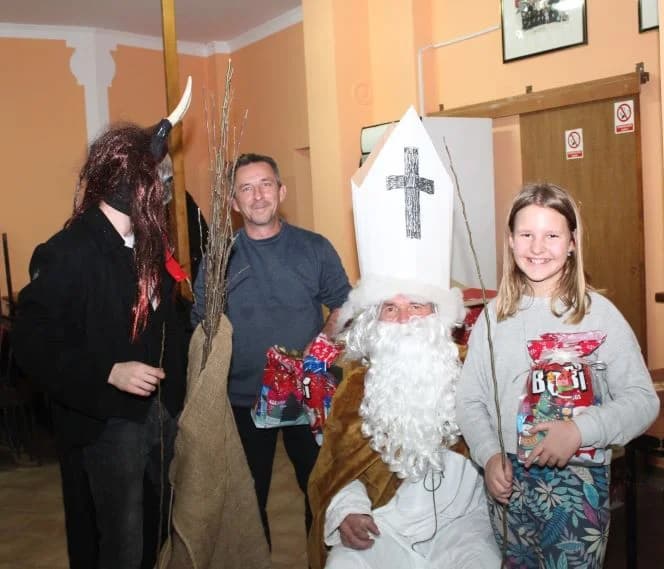 DOBROVOLJNO VATROGASNO DRUŠTVO PLETERNICA: Sveti Nikola podijelio djeci darove, a Krampus šibe