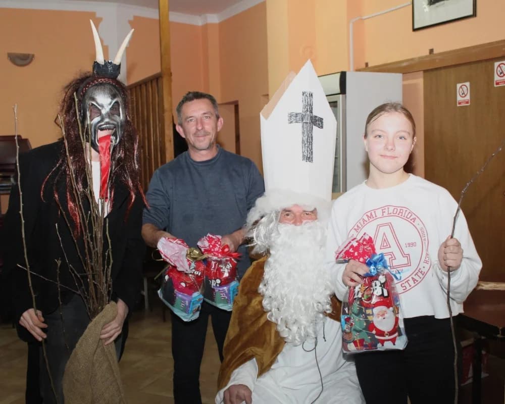 DOBROVOLJNO VATROGASNO DRUŠTVO PLETERNICA: Sveti Nikola podijelio djeci darove, a Krampus šibe
