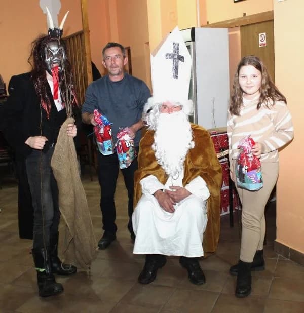 DOBROVOLJNO VATROGASNO DRUŠTVO PLETERNICA: Sveti Nikola podijelio djeci darove, a Krampus šibe