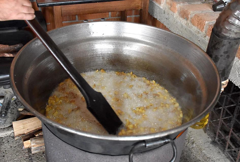 Preradili tonu mesa žive vage