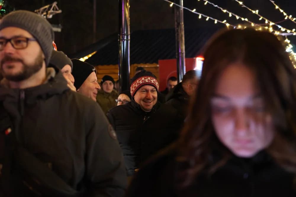 Halid Bešlić oduševio brojnu publiku na velikom koncertu u Nininoj čarobnoj shhhumi u Velikoj