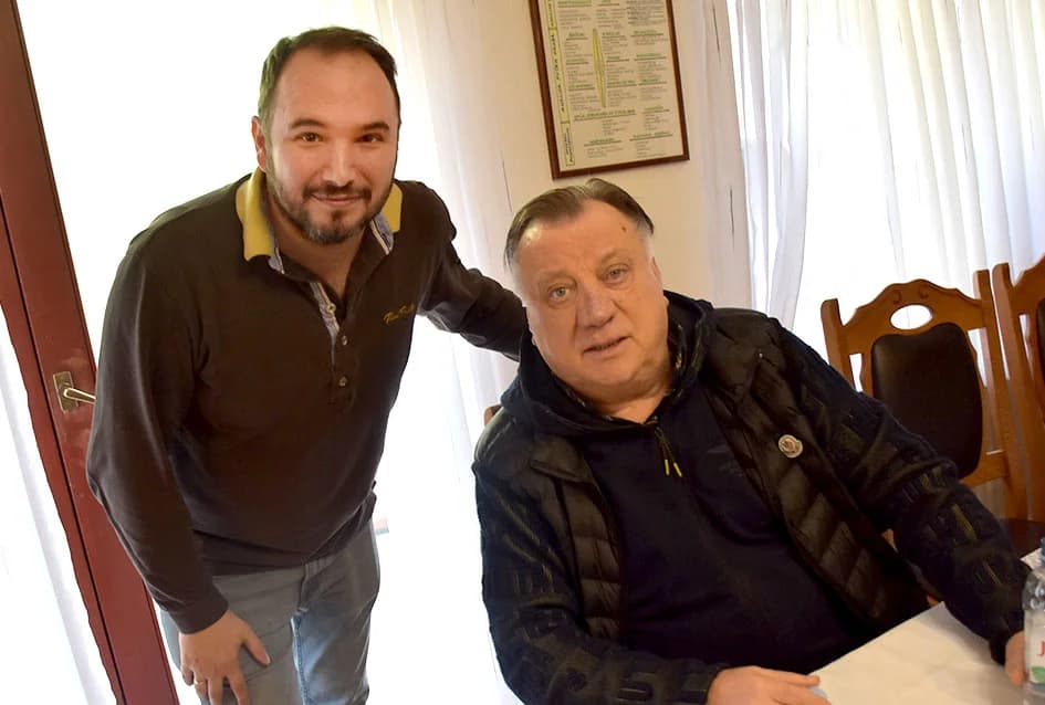 HALID BEŠLIĆ U KUTJEVU NAKON KONCERTA U VELIKOJ: Kutjevački Kitokret za okrepu pjevačke legende