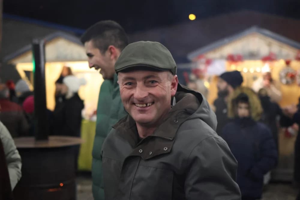 Veselo druženje u Bećarskom šoru uz tamburašku glazbu, lovačke specijalitete i kuhano vino