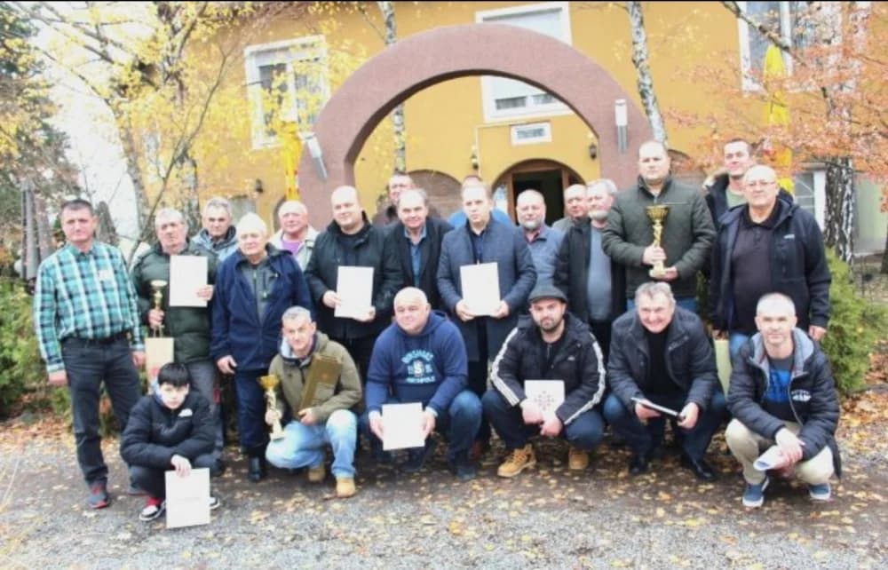 BOŽIĆNI ŠAHOVSKI TURNIR „KUTJEVO 2023“: Pobjednik ekipa Šahovskog kluba „Jajce“ iz Bosne i Hercegovine