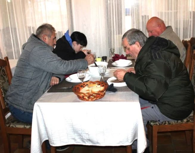 BOŽIĆNI ŠAHOVSKI TURNIR „KUTJEVO 2023“: Pobjednik ekipa Šahovskog kluba „Jajce“ iz Bosne i Hercegovine