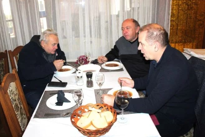 BOŽIĆNI ŠAHOVSKI TURNIR „KUTJEVO 2023“: Pobjednik ekipa Šahovskog kluba „Jajce“ iz Bosne i Hercegovine