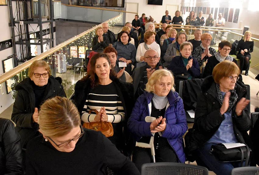 HKUD VIJENAC IZ POŽEGE ODRŽAO BOŽIĆNI KONCERT: Sugrađanima uputili najljepšu blagdansku čestitku