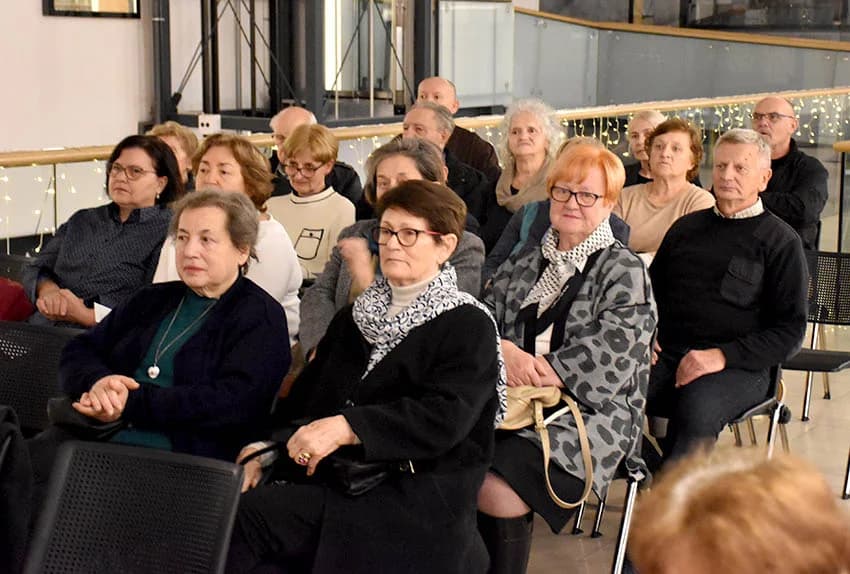 HKUD VIJENAC IZ POŽEGE ODRŽAO BOŽIĆNI KONCERT: Sugrađanima uputili najljepšu blagdansku čestitku