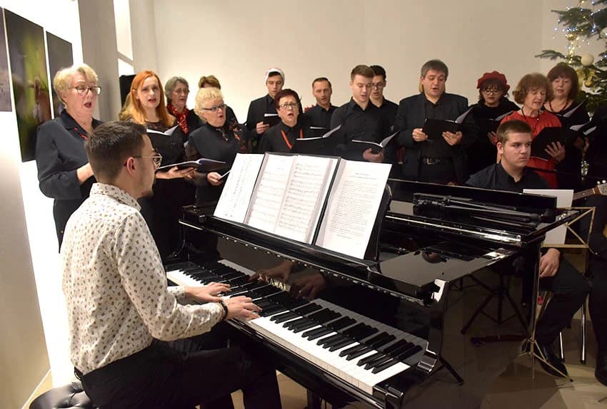 HKUD VIJENAC IZ POŽEGE ODRŽAO BOŽIĆNI KONCERT: Sugrađanima uputili najljepšu blagdansku čestitku