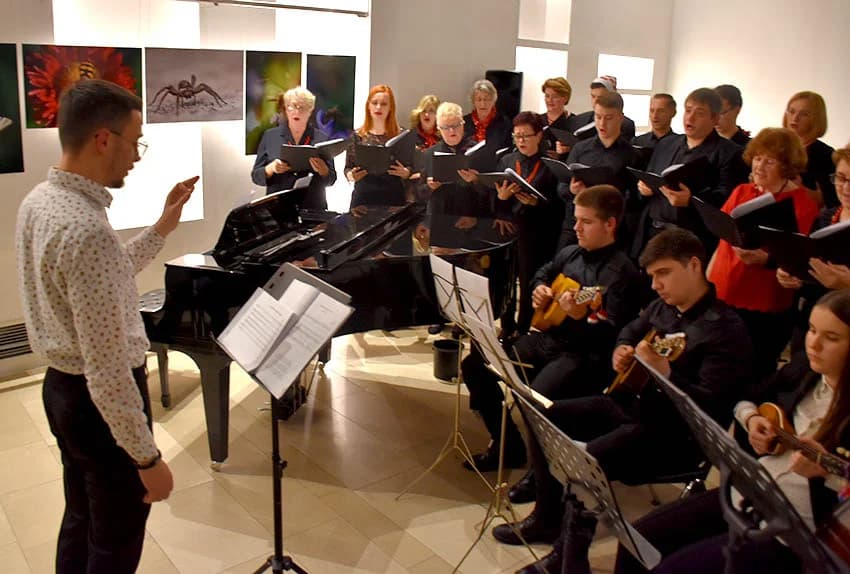 HKUD VIJENAC IZ POŽEGE ODRŽAO BOŽIĆNI KONCERT: Sugrađanima uputili najljepšu blagdansku čestitku