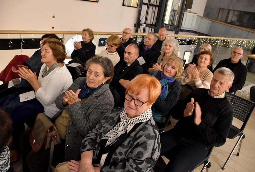 HKUD VIJENAC IZ POŽEGE ODRŽAO BOŽIĆNI KONCERT: Sugrađanima uputili najljepšu blagdansku čestitku