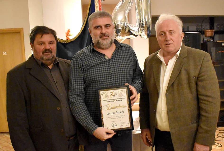 Dva desetljeća uspješnog rada Udruge voćara, vinogradara i vinara „Vino-Kap“ iz Kaptola