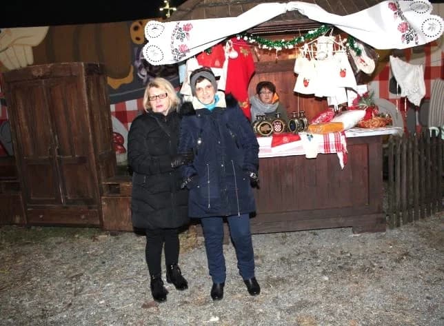 Božićni sajam, pikantni riblji paprikaš i tamburaši „Zlatne doline“ u pleterničkom Bećarskom šoru