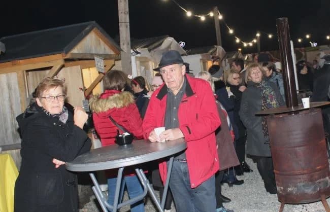 Božićni sajam, pikantni riblji paprikaš i tamburaši „Zlatne doline“ u pleterničkom Bećarskom šoru