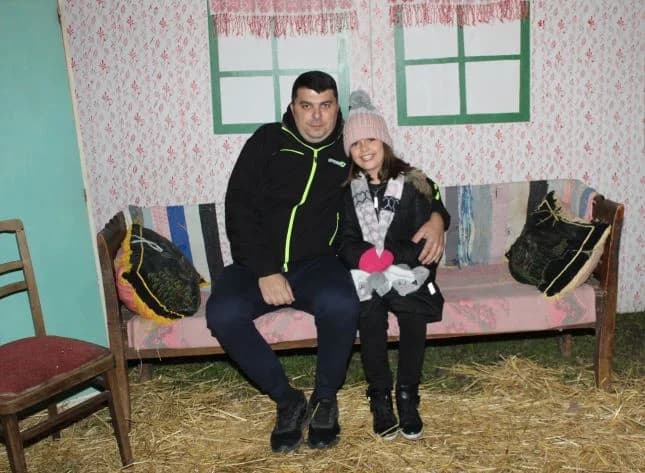 Božićni sajam, pikantni riblji paprikaš i tamburaši „Zlatne doline“ u pleterničkom Bećarskom šoru