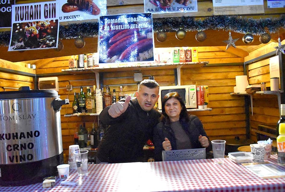 KONCERT MIROSLAVA ŠKORE U NININOJ ČAROBNOJ SHHHUMI: Ne samo da je pjevač već i vrhunski zabavljač
