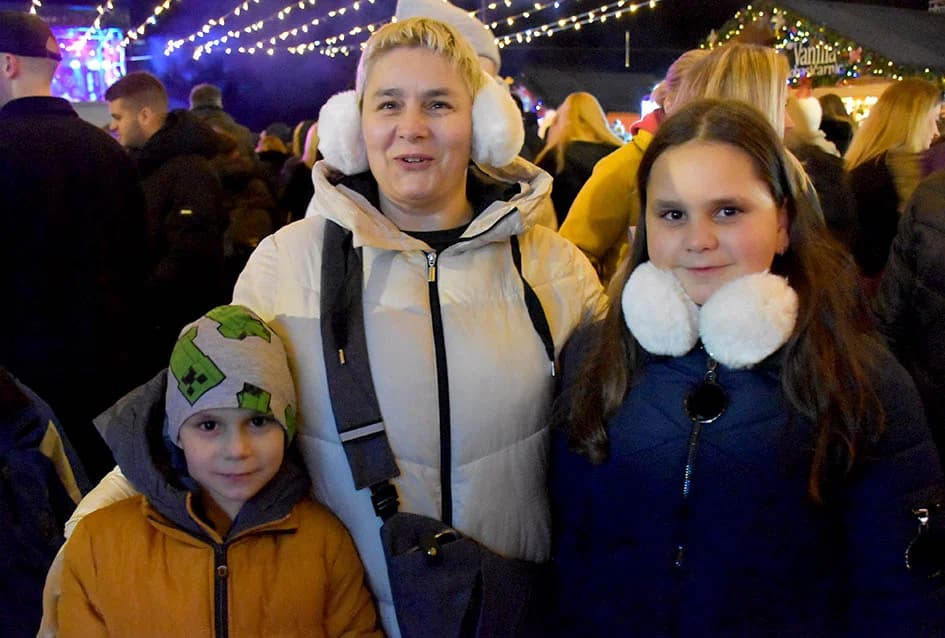KONCERT MIROSLAVA ŠKORE U NININOJ ČAROBNOJ SHHHUMI: Ne samo da je pjevač već i vrhunski zabavljač