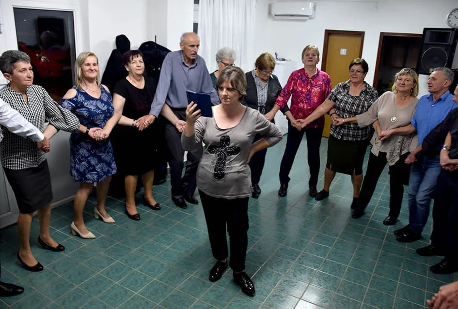 SVE POPULARNIJE PLESNE VEČERI VELIČKIH UMIROVLJENIKA: Dolaze gosti i iz drugh sredina
