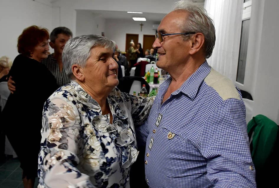 SVE POPULARNIJE PLESNE VEČERI VELIČKIH UMIROVLJENIKA: Dolaze gosti i iz drugh sredina