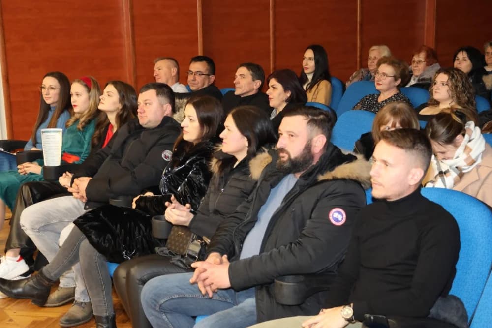 Zažmiri i zaželi: Održan koncert Kutjevačkog tamburaškog orkestra