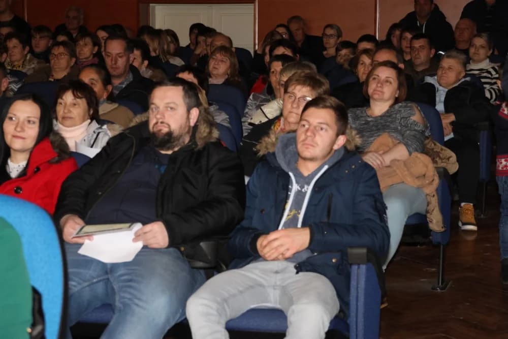 Zažmiri i zaželi: Održan koncert Kutjevačkog tamburaškog orkestra