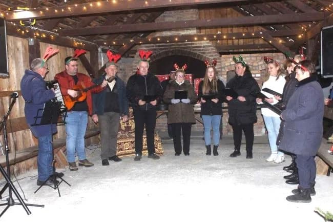 Treći advent u Grabarju obilježili bogatim kulturno-umjetničkim programom