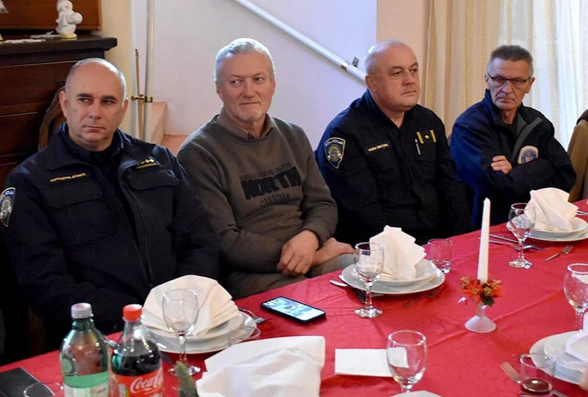 SUSRET RODITELJA POGINULIH BRANITELJA: Blagdani su teški bez vaših najmilijih