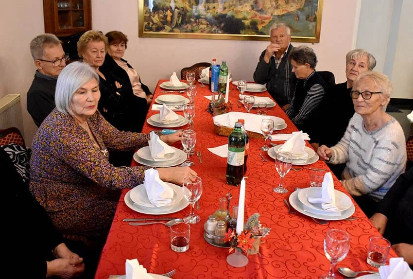 SUSRET RODITELJA POGINULIH BRANITELJA: Blagdani su teški bez vaših najmilijih