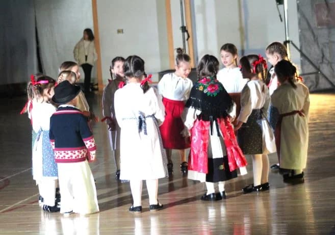 Božićni koncert u povodu dvadesetog rođendana pleterničkih mažoretkinja