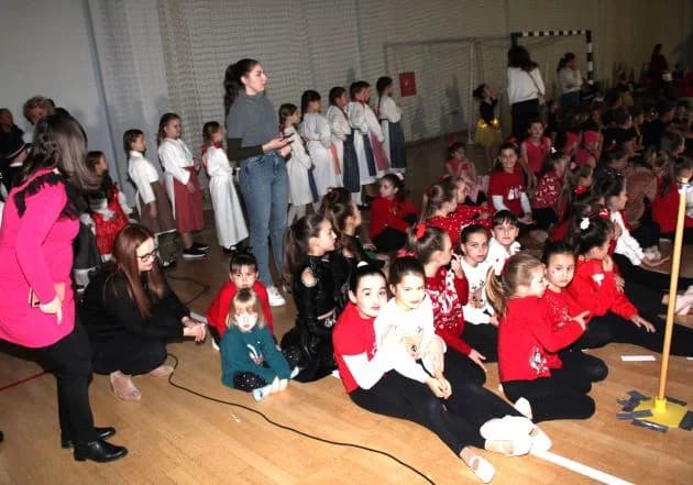 Božićni koncert u povodu dvadesetog rođendana pleterničkih mažoretkinja