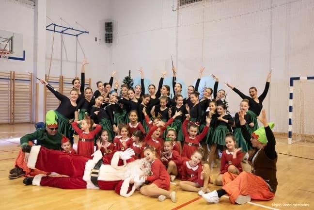 Božićni koncert u povodu dvadesetog rođendana pleterničkih mažoretkinja