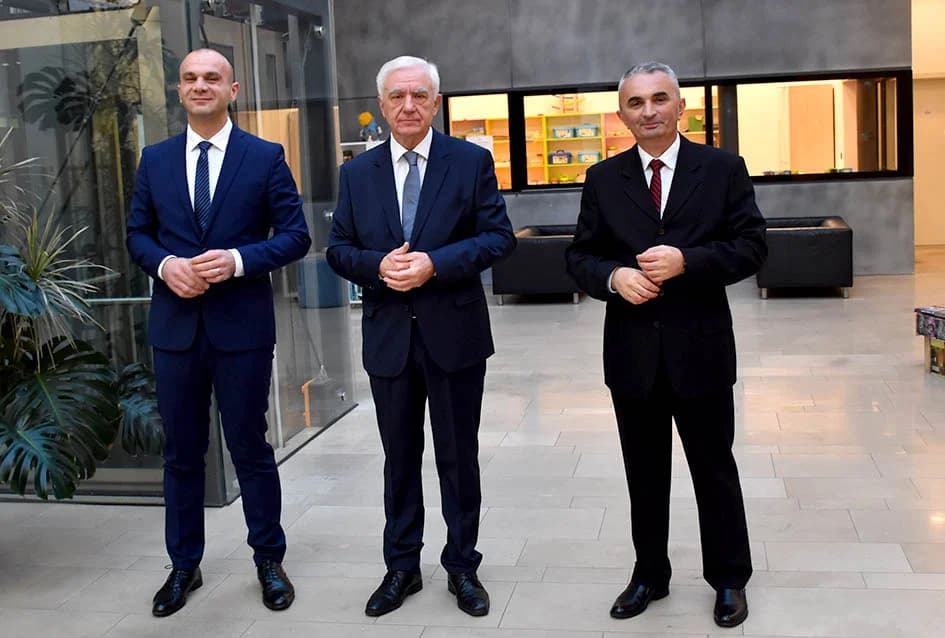 SVEČANI PRIJEM UZVANIKA GRADONAČELNIKA POŽEGE DR.SC. ŽELJKA GLAVIĆA: ʼNastavljamo s realizacijom velikih infrastrukturnih projekataʼ