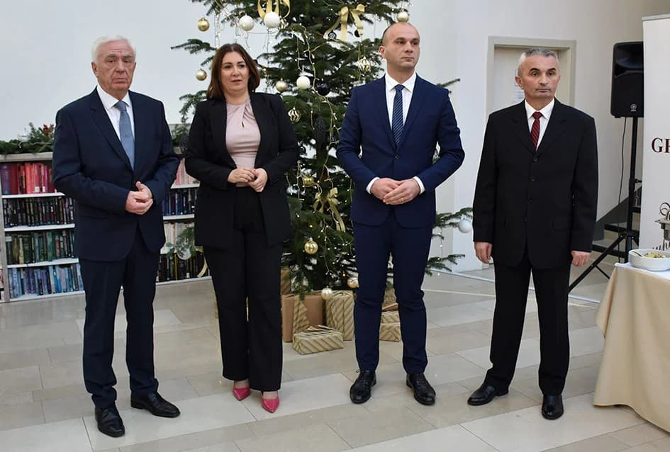 SVEČANI PRIJEM UZVANIKA GRADONAČELNIKA POŽEGE DR.SC. ŽELJKA GLAVIĆA: ʼNastavljamo s realizacijom velikih infrastrukturnih projekataʼ