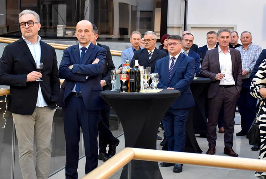 SVEČANI PRIJEM UZVANIKA GRADONAČELNIKA POŽEGE DR.SC. ŽELJKA GLAVIĆA: ʼNastavljamo s realizacijom velikih infrastrukturnih projekataʼ