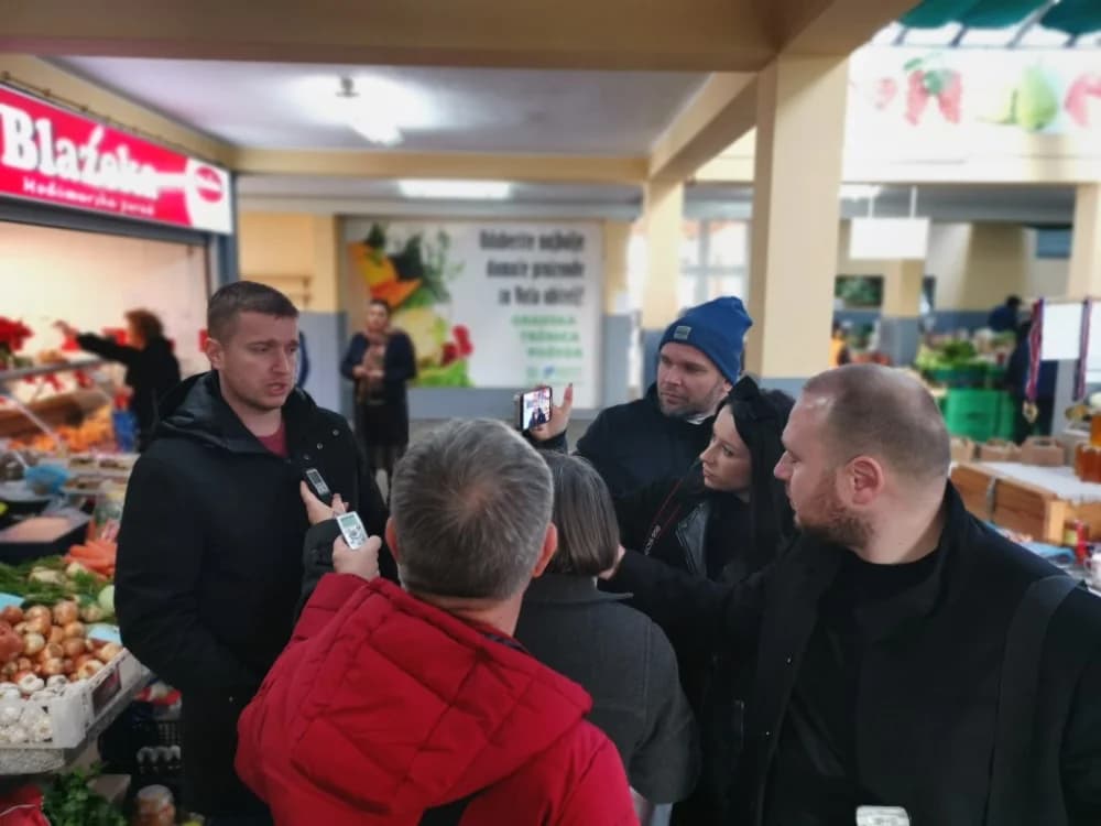 Marija na požeškoj tržnici prodaje 50 godina: „Djeca su bila mala i morala sam zaraditi kako bi ih prehranila“