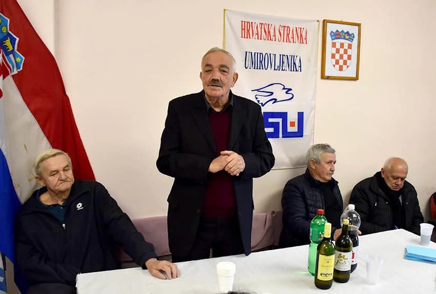 PREDBLAGDANSKI SUSRET: Članovi Hrvatske stranke umirovljenika osnivanjem novih podružnica pripremaju se za izbore