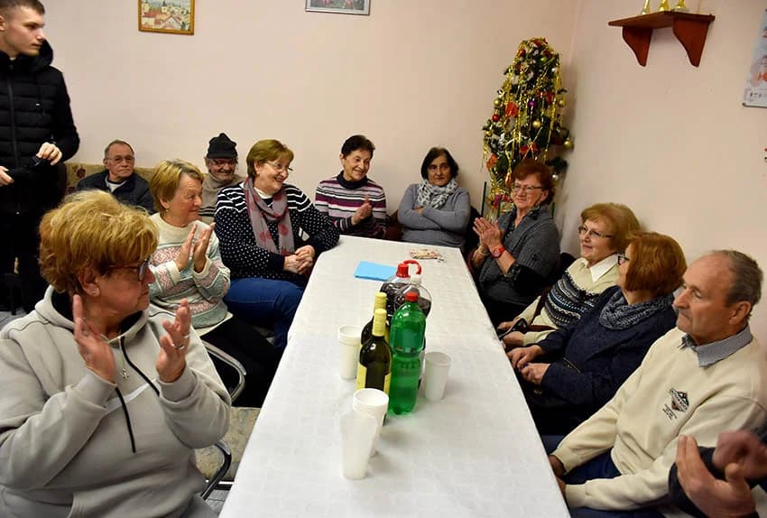 PREDBLAGDANSKI SUSRET: Članovi Hrvatske stranke umirovljenika osnivanjem novih podružnica pripremaju se za izbore