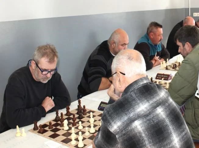 ŠAHOVSKI TURNIR U BRESTOVCU: Pobjednik FIDE majstor Josip Stočko iz Šahovskog kluba Vinkovci