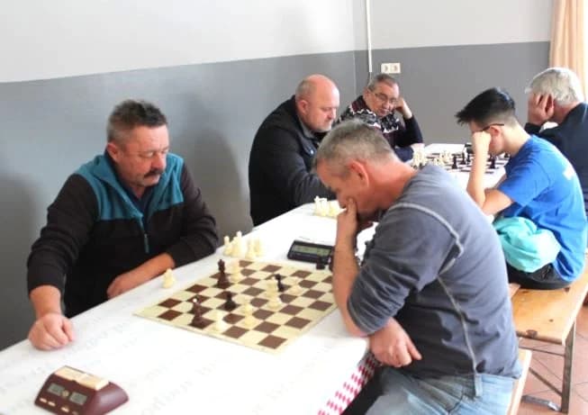 ŠAHOVSKI TURNIR U BRESTOVCU: Pobjednik FIDE majstor Josip Stočko iz Šahovskog kluba Vinkovci