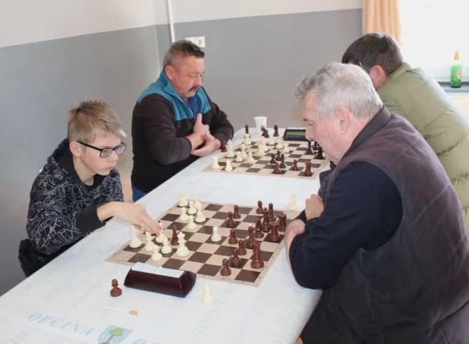 ŠAHOVSKI TURNIR U BRESTOVCU: Pobjednik FIDE majstor Josip Stočko iz Šahovskog kluba Vinkovci