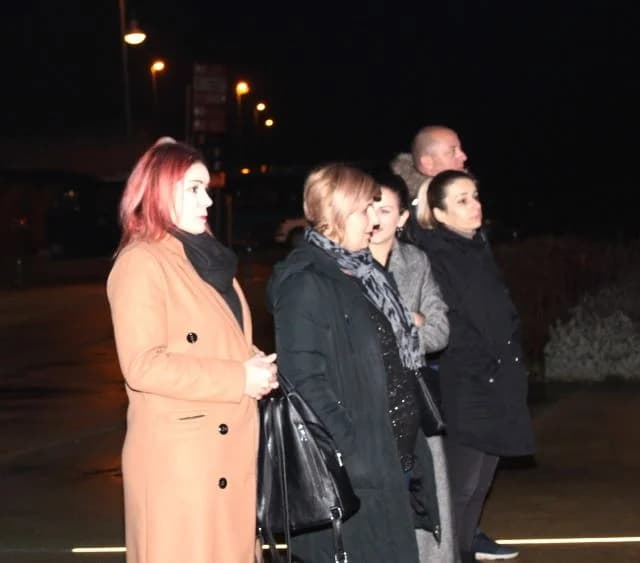 Paljenje četvrte adventske svijeće u Pleternici i uprizorenje živih jaslica