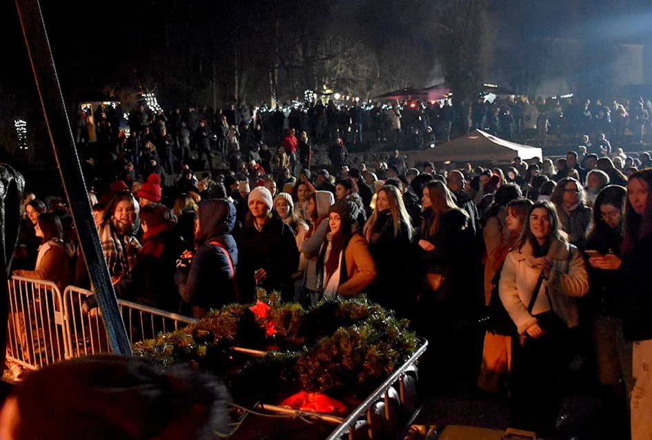 DONATORSKI KONCERT ZA UDRUGU “MALI PRINC” IZ POŽEGE: Silente pjevali brojnim Požežanima