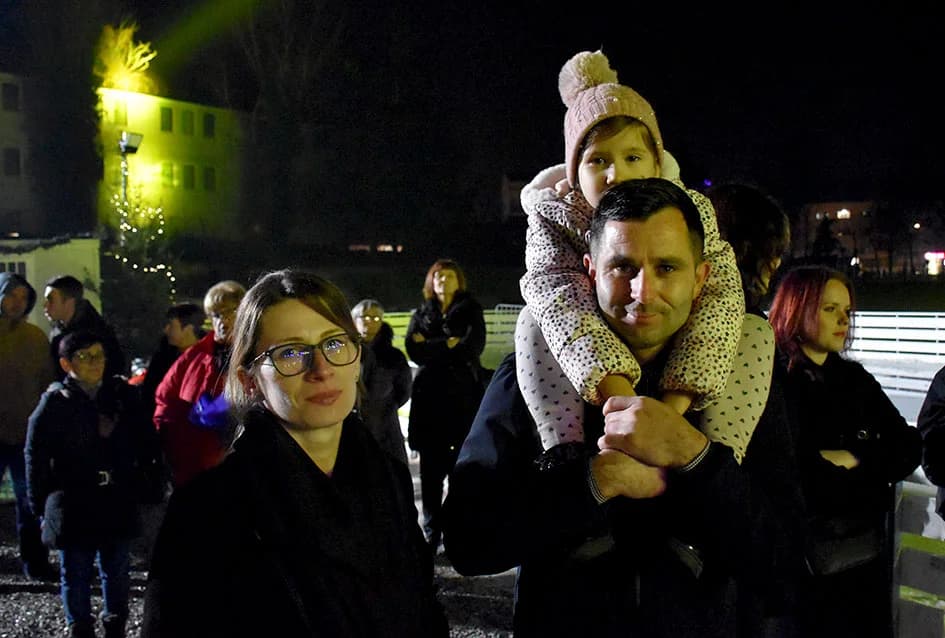 DONATORSKI KONCERT ZA UDRUGU “MALI PRINC” IZ POŽEGE: Silente pjevali brojnim Požežanima