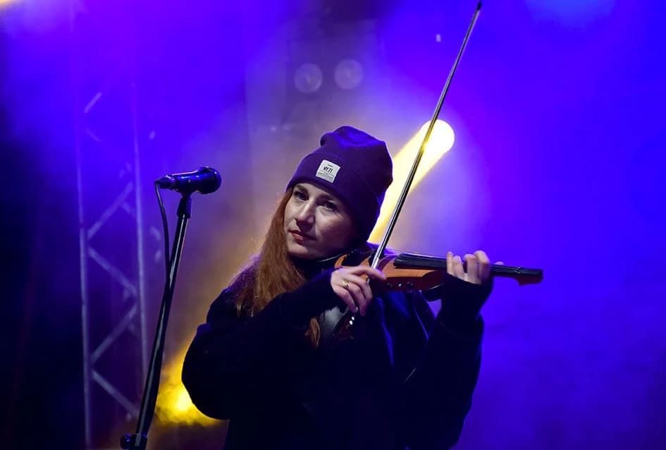 DONATORSKI KONCERT ZA UDRUGU “MALI PRINC” IZ POŽEGE: Silente pjevali brojnim Požežanima